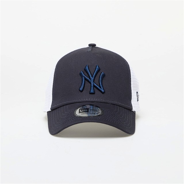 New York Yankees League Essential Trucker Cap